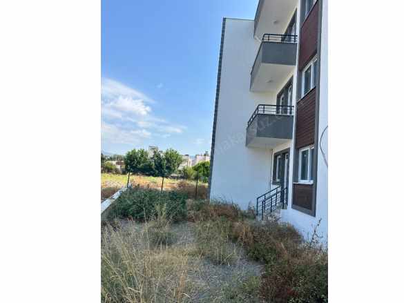 Arsuz Karaağaç Şar Konak Mahallesinde Kiralık Müstakil Ev 3 + 140 Metre² Zemin Daire Bahçeli 3+1 Şarkonak Mah