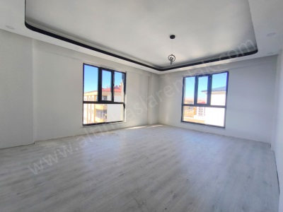 Yeni Adliye Karşısı Satılık Daire 2+1 Hazır Ler !!! Merkez Yenişehir Mah