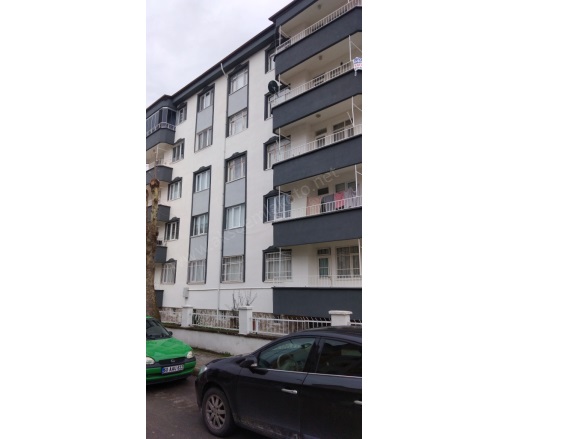 Cumhuriyet Mah. Turhal Satılık Daire |  3+1 Oda | 140M2 2.450.000Tl | 4. Kat | Doğalgaz(Kombi) | 1 Banyo | 3 Yatak Odası Resim-4