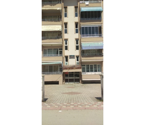 Osmangazi Mah. Turhal Satılık Daire |  2+1 Oda | 135M2 2.350.000Tl  Krediye Uygun  | 5. Kat | Doğalgaz(Kombi) | 1 Banyo | 2 Yatak Odası Resim-4