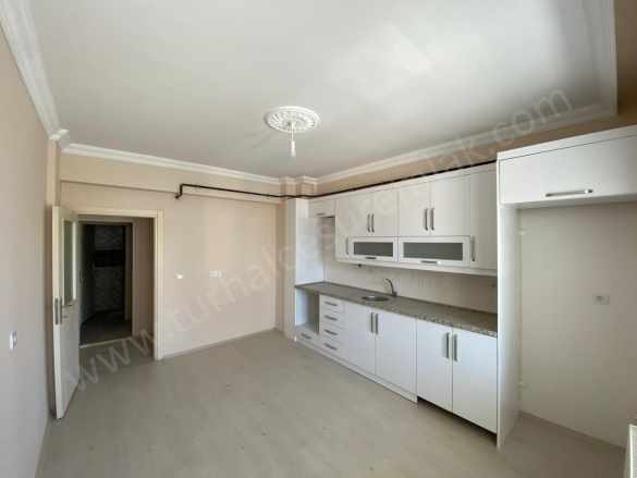 Mimar Sinan Mah Satılık Daire 3+1 Turhal