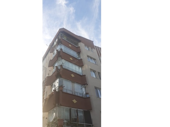 Osmangazi Mah. Turhal Satılık Daire |  3+1 Oda | 145M2 2.100.000Tl  Krediye Uygun  | 5. Kat | Doğalgaz(Kombi) | 1 Banyo | 2 Yatak Odası Resim-1