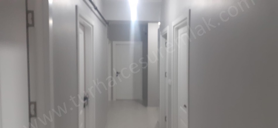 Mimar Sinan Mah. Turhal Satılık Daire |  3+1 Oda | 145M2 3.900.000Tl  Krediye Uygun  | 4. Kat | Doğalgaz(Kombi) | 1 Banyo | 1 Yatak Odası Resim-2