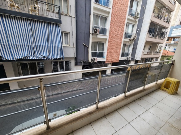 Zafer Mah. Efeler Kiralık Daire |  1+1 Oda | 45M2 Aylık 14.000Tl Eşyalı  | 1. Kat | Doğalgaz(Kombi) | 1 Banyo Resim-3