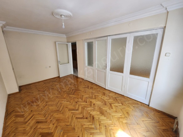 Cuma Mah. Efeler Kiralık Daire |  3+1 Oda | 130M2 Aylık 13.000Tl | 3. Kat Resim-1