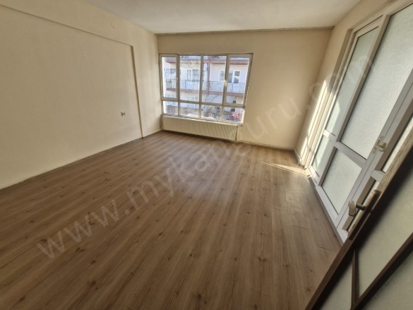 Yedi Eylül Mah. Efeler Kiralık Daire |  3+1 Oda | 115M2 Aylık 18.000Tl | 4. Kat | Doğalgaz(Kombi) | 1 Banyo Resim-1