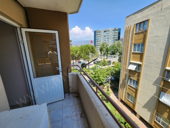 Akçay Mah. Bozdoğan Kiralık Daire |  3+1 Oda | 110M2 Aylık 25.000Tl | 3. Kat | Doğalgaz(Kombi) | 1 Banyo Resim-3