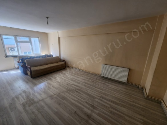 Güzelhisar Mah. Efeler Kiralık Daire |  3+1 Oda | 120M2 Aylık 13.000Tl | 3. Kat | Doğalgaz(Kombi) | 1 Banyo Resim-3