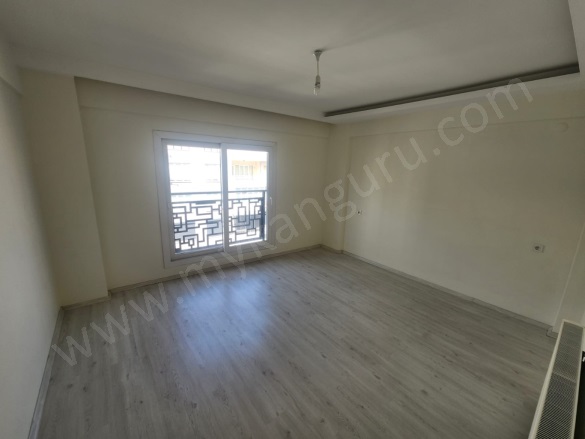 Hasanefendi-Ramazan Paşa Mah. Efeler Kiralık Daire |  2+1 Oda | 80M2 Aylık 23.000Tl | 4. Kat | Doğalgaz(Kombi) | 1 Banyo Resim-3