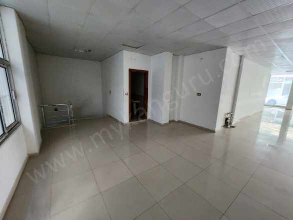 Satılık Dükkan Cumhuriyet Mahde 220 M² Depolu Efeler