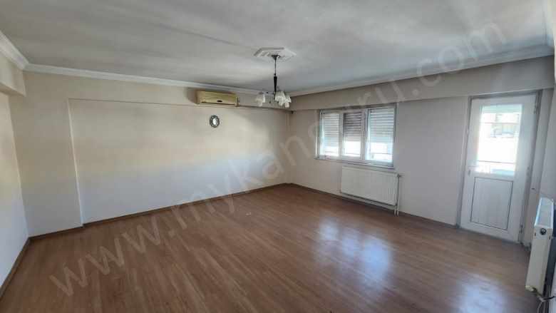 Satılık Daire Meşrutiyet Mahde 3+1 145 M² Efeler