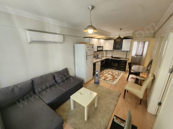 Güzelhisar Mah. Efeler Kiralık Daire |  3+1 Oda | 100M2 Aylık 25.000Tl Eşyalı  | 4. Kat | Doğalgaz(Kombi) | 2 Banyo Resim-3