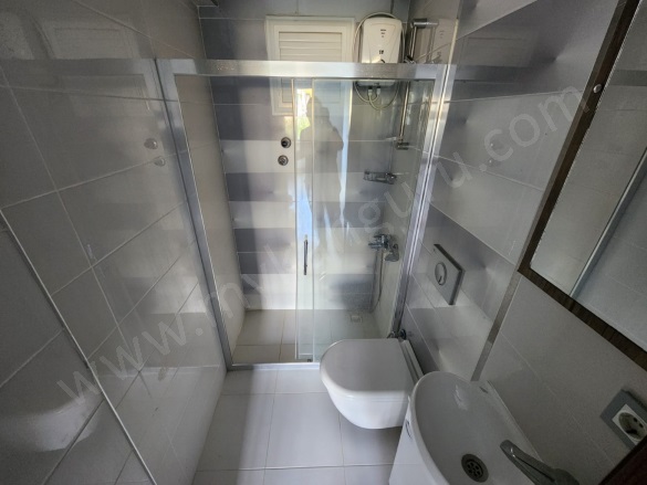 Efeler Mah. Efeler Kiralık Daire |  3+1 Oda | 140M2 Aylık 32.000Tl | 1. Kat | Doğalgaz(Kombi) | 2 Banyo Resim-2