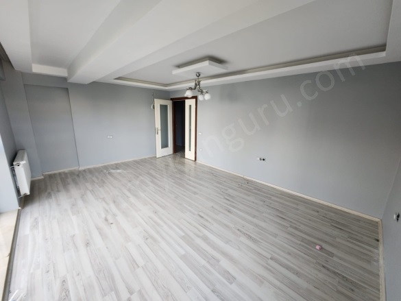 Efeler Mah. Efeler Kiralık Daire |  3+1 Oda | 140M2 Aylık 32.000Tl | 1. Kat | Doğalgaz(Kombi) | 2 Banyo Resim-3