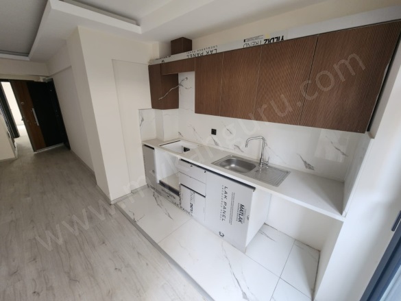Orta Mah. Efeler Kiralık Daire |  2+1 Oda | 80M2 Aylık 20.000Tl | 2. Kat | Doğalgaz(Kombi) | 1 Banyo Resim-5