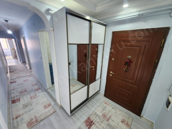 Mimar Sinan Mah. Efeler Satılık Daire |  3+1 Oda | 150M2 5.250.000Tl  Krediye Uygun  | 3. Kat | Doğalgaz(Kombi) | 1 Banyo Resim-1