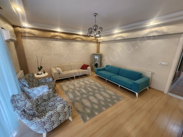 Güzelhisar Mah. Efeler Kiralık Daire |  2+2 Oda | 100M2 Aylık 26.000Tl Eşyalı  | 3. Kat | Doğalgaz(Kombi) | 1 Banyo Resim-3