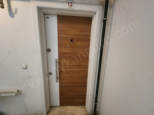 Zafer Mah. Efeler Satılık Daire |  1+1 Oda | 60M2 1.850.000Tl  Krediye Uygun  Eşyalı  | 4. Kat | Klima | 1 Banyo Resim-3