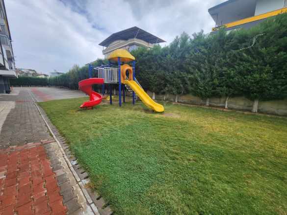 Satılık Daire Ata Mahallesinde 3+1 155 M² Ara Kat Efeler