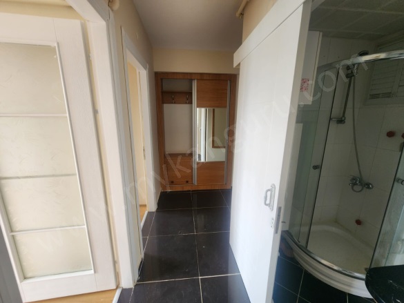 Zafer Mah. Efeler Satılık Daire |  1+1 Oda | 60M2 2.000.000Tl  Krediye Uygun  | 3. Kat | Doğalgaz(Kombi) | 1 Banyo Resim-3