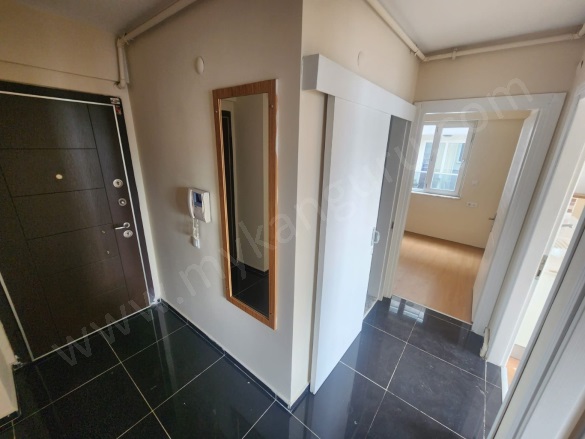 Zafer Mah. Efeler Satılık Daire |  1+1 Oda | 60M2 2.000.000Tl  Krediye Uygun  | 3. Kat | Doğalgaz(Kombi) | 1 Banyo Resim-5