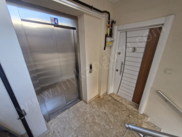 Güzelhisar Mah. Efeler Kiralık Daire |  2+1 Oda | 90M2 Aylık 23.000Tl Eşyalı  | 4. Kat | Doğalgaz(Kombi) Resim-4