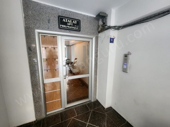 Cuma Mah. Efeler Kiralık Daire |  1+1 Oda | 45M2 Aylık 12.000Tl | 1. Kat | Doğalgaz(Kombi) | 1 Banyo Resim-3