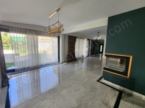 Mimar Sinan Mah. Efeler Kiralık Daire |  5+1 Oda | 350M2 Aylık 120.000Tl | Villa | Doğalgaz(Kombi) | 4 Banyo Resim-1