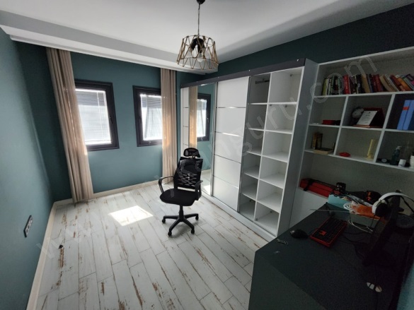 Mimar Sinan Mah. Efeler Kiralık Daire |  5+1 Oda | 350M2 Aylık 120.000Tl | Villa | Doğalgaz(Kombi) | 4 Banyo Resim-2