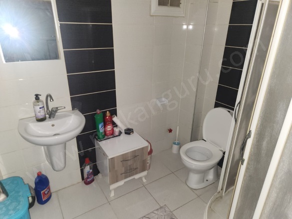 Zafer Mah. Efeler Satılık Daire |  1+1 Oda | 60M2 1.750.000Tl  Krediye Uygun  | 4. Kat | Doğalgaz(Kombi) | 1 Banyo Resim-3