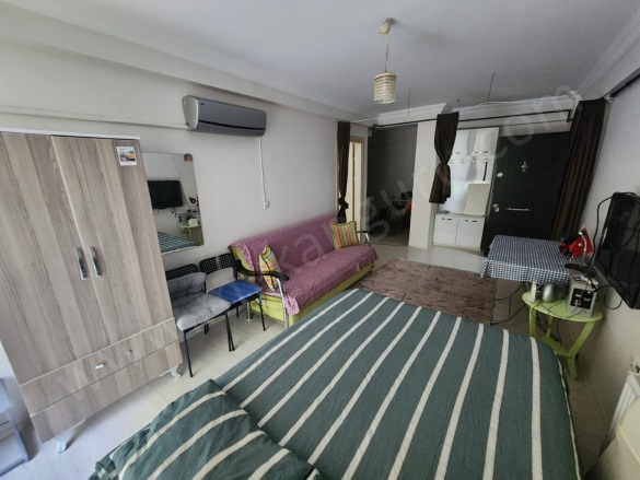 Zafer Mah. Efeler Satılık Daire |  1+1 Oda | 60M2 1.750.000Tl  Krediye Uygun  | 4. Kat | Doğalgaz(Kombi) | 1 Banyo Resim-4