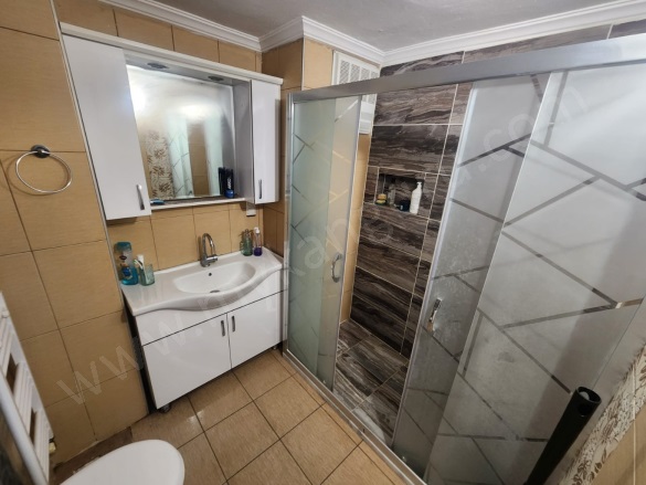 Yedi Eylül Mah. Efeler Satılık Daire |  3+1 Oda | 135M2 3.350.000Tl  Krediye Uygun  | 2. Kat | Doğalgaz(Kombi) | 1 Banyo Resim-2