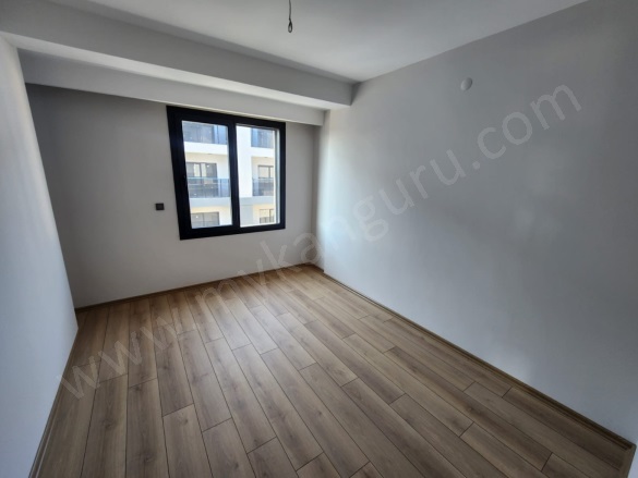 Sandıklı Mah. İncirliova Kiralık Daire |  3+1 Oda | 160M2 Aylık 34.000Tl | 8. Kat | Doğalgaz(Kombi) | 2 Banyo Resim-2