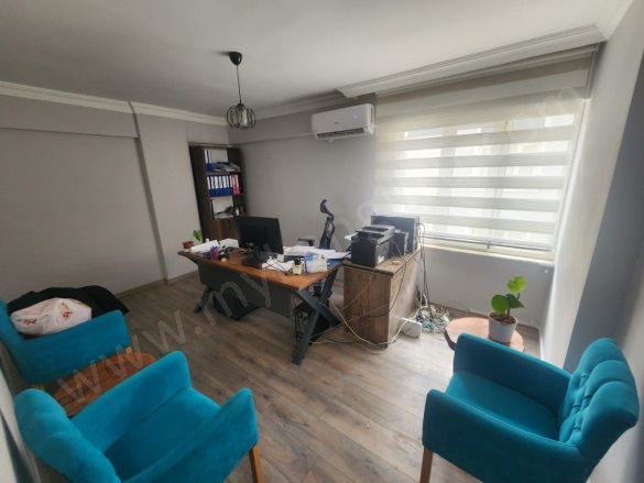 Güzelhisar Mah. Efeler Kiralık Ofis / Büro |  2+1 Oda | 90M2 Aylık 40.000Tl | 3. Kat Resim-2