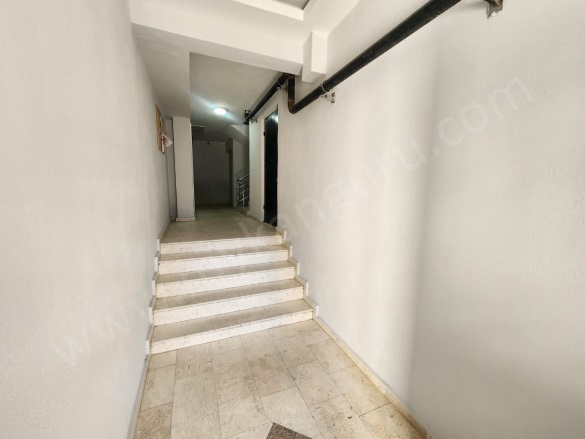 Zafer Mah. Efeler Kiralık Daire |  1+1 Oda | 60M2 Aylık 18.000Tl Eşyalı  | 4. Kat | Doğalgaz(Kombi) | 1 Banyo Resim-3