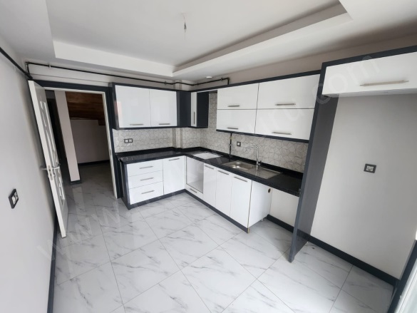 Kurtuluş Mah. Efeler Satılık Daire |  5+1 Oda | 123M2 10.250.000Tl  Krediye Uygun  | 5. Kat | Doğalgaz(Kombi) | 3 Banyo Resim-2