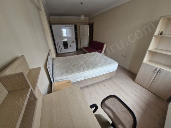 Orta Mah. Efeler Satılık Daire |  1+1 Oda | 75M2 2.950.000Tl  Krediye Uygun  Eşyalı  | 3. Kat | Doğalgaz(Kombi) | 1 Banyo Resim-1