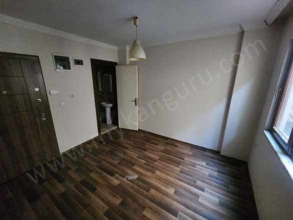 Satılık Daire Mesudiye Mahde 1+1 42 M² Kot 1 Efeler