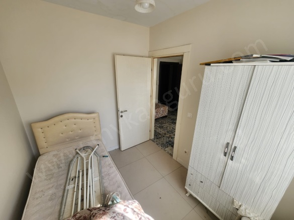 Zafer Mah. Efeler Satılık Daire |  1+1 Oda | 40M2 19.750.000Tl  Krediye Uygun  Eşyalı  | 4. Kat | Klima | 1 Banyo Resim-3