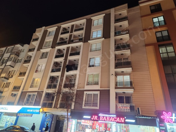 Orta Mah. Efeler Satılık Daire |  1+1 Oda | 55M2 2.600.000Tl  Krediye Uygun  Eşyalı  | 5. Kat | Klima | 1 Banyo Resim-4