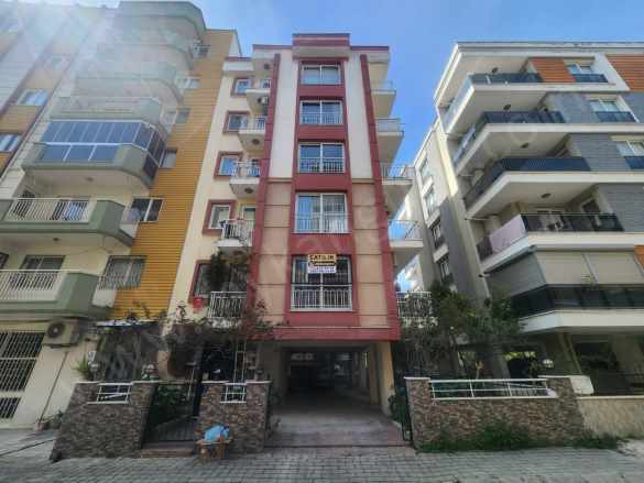 Satılık Daire Güzelhisar Mahallesinde 2+1 105 M² Efeler