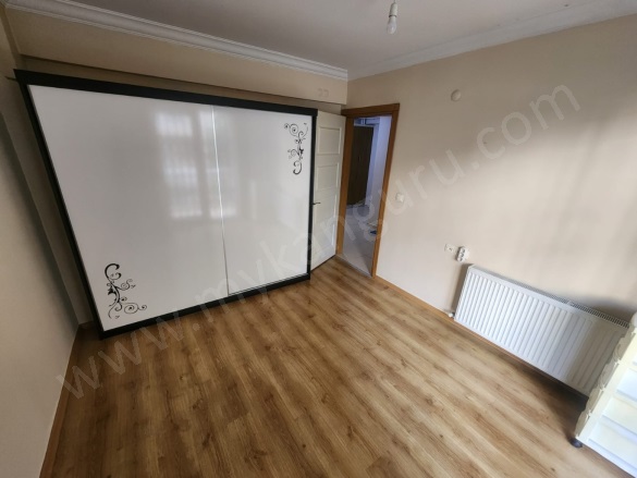 Güzelhisar Mah. Efeler Satılık Daire |  2+1 Oda | 105M2 4.750.000Tl  Krediye Uygun  | 1. Kat | Doğalgaz(Kombi) | 1 Banyo Resim-4