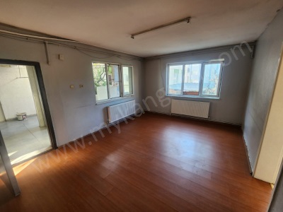 Kiralık Daire Çeştepe Mahde 2+1 120 M² D Gazlı 3+1 Efeler Mah