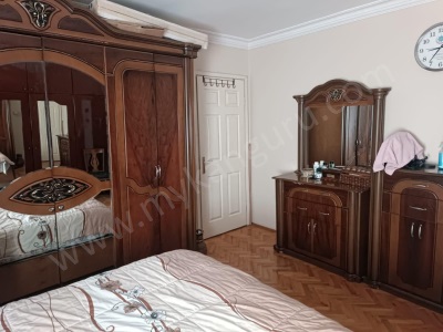 Satılık Daire Cumhuriyet Mahallesinde 3+1 180 M² Efeler Mah