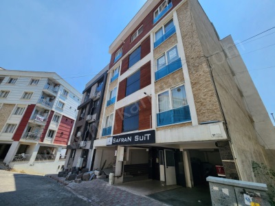 Kiralık Daire Zafer Mahde Kot 1 Eşyalı 1+1 Efeler Mah