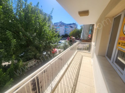 Kiralık Daire Cumhuriyet Mahallesinde 2+1 D Gazlı Efeler Mah