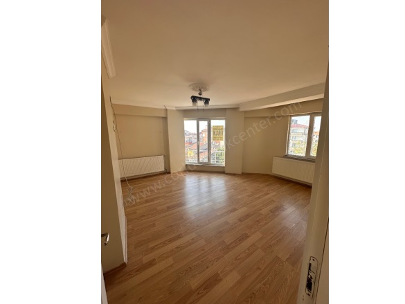 Nusratiye Mah. Çorlu Kiralık Daire |  2+1 Oda | 80M2 Aylık 13.000Tl  Krediye Uygun  | 4. Kat | Doğalgaz(Kombi) | 1 Banyo | 1 Yatak Odası Resim-4