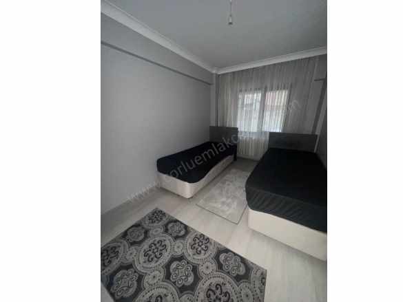 Kemalettin Mahallesi Eşyalı Kiralık 2+1 Satılık Daire Çorlu