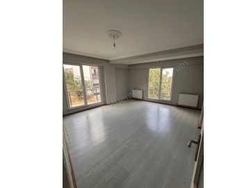 NUSRATIYE MAHALLESİNDE 2+1 