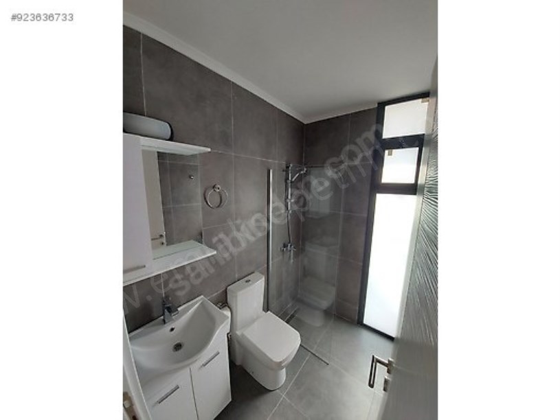 Kıbrıs Girne Laptada Deniz Manzaralı 2+1 Havuzlu Sitede Sıfır